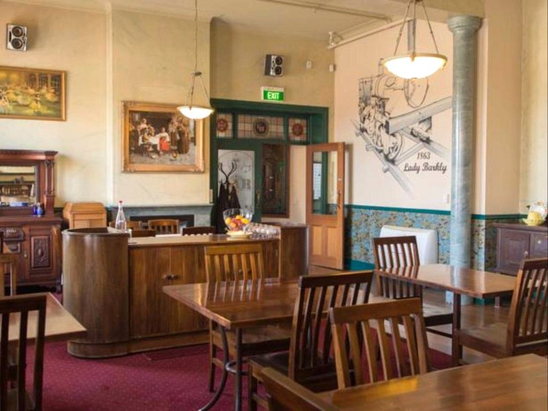 ヴィクトリア レイルウェイ ホテル &　ジェラーズ レストラン (Victoria Railway Hotel & Gerrards Restaurant)の写真