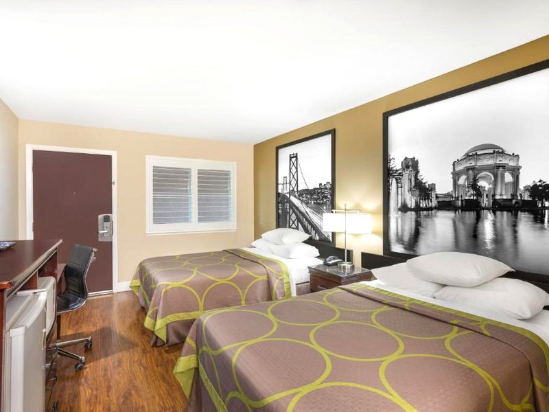 スーパー 8 バイ ウインダム マルティネス (Super 8 By Wyndham Martinez)の写真