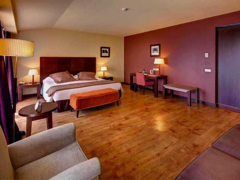 Gran Hotel Ciudad de Barbastroの写真