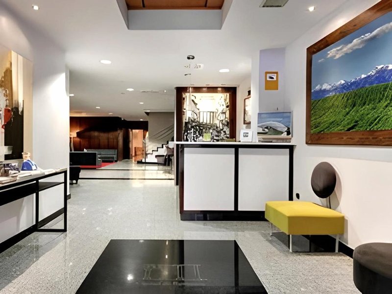 Gran Hotel Ciudad de Barbastroの写真