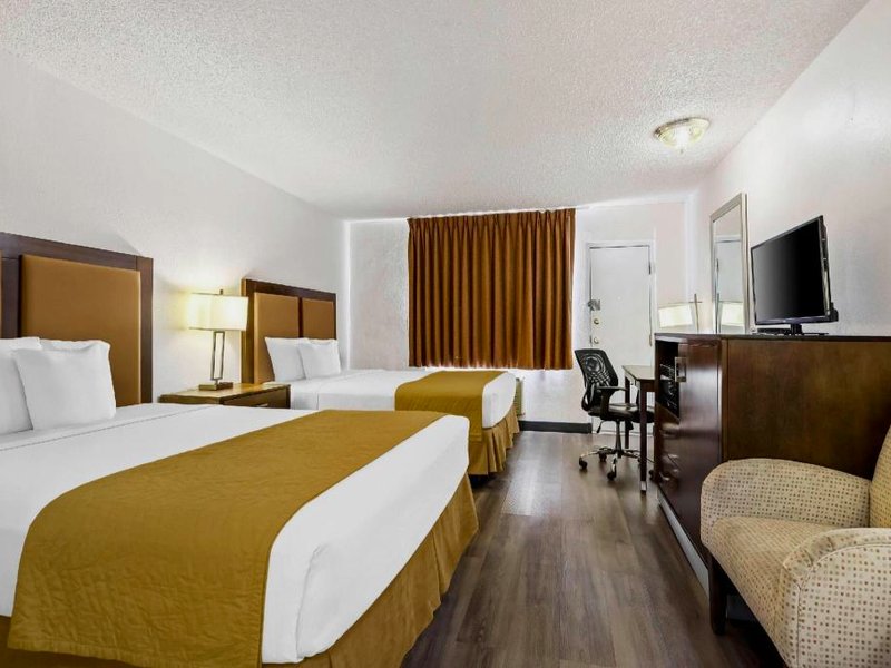 トラベロッジ バイ ウィンダム ペイジ、ビュー オブ レイク パウエル (Travelodge by Wyndham Page, View of Lake Powell)の写真