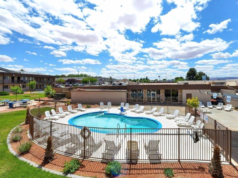 ロードウェイ イン アット レイク パウェル (Rodeway Inn at Lake Powell)の写真