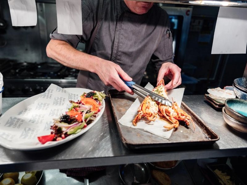 The Two Lifeboatsの写真