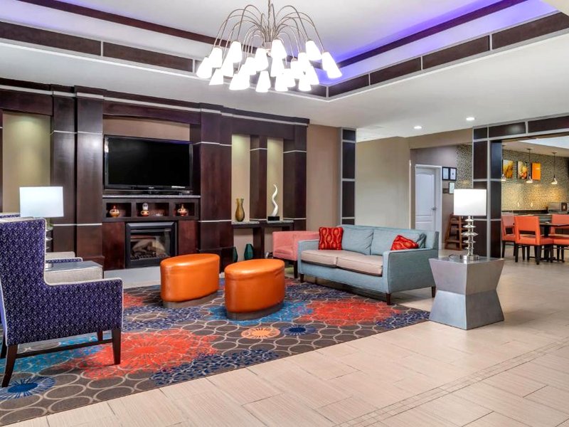 Comfort Inn & Suitesの写真