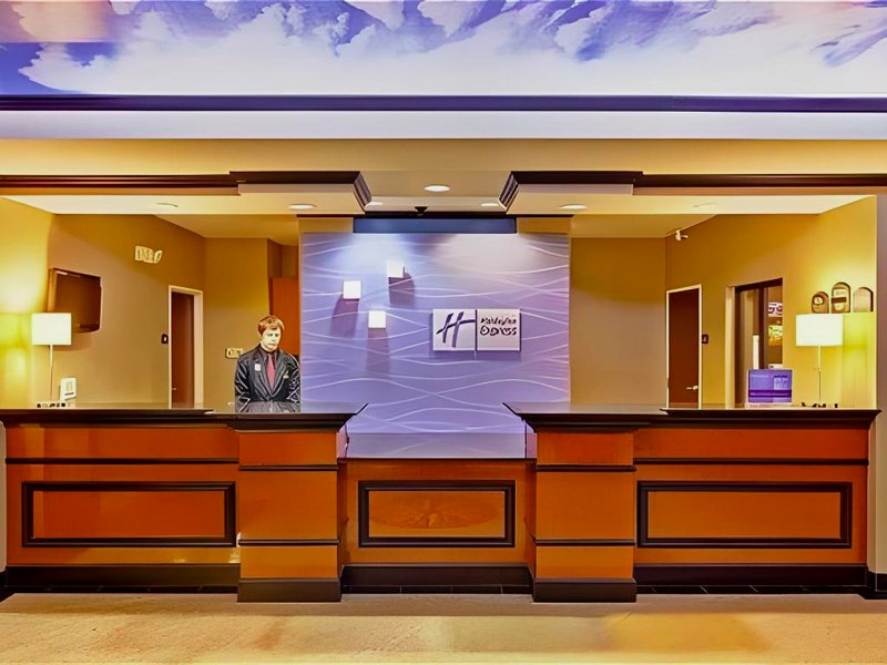 Holiday Inn Express Hotel & Suites Clinton By IHGの写真