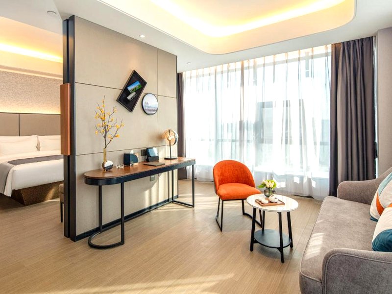 Yitel Collection Changzhi Bayi Squareの写真