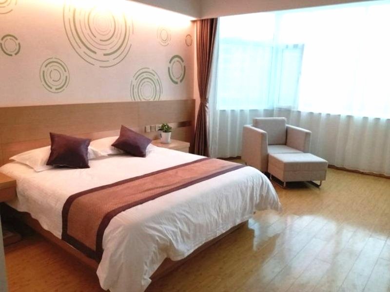 グリーンツリー イン チャンヂー ルーチョン シティ ヂョンホワ ストリート ホテル (GreenTree Inn Changzhi Lucheng City Zhonghua Street Hotel)の写真
