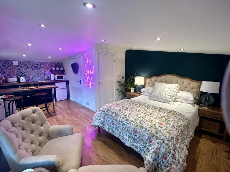 Oak View Lodge: Cosy, Countryside Retreatの写真