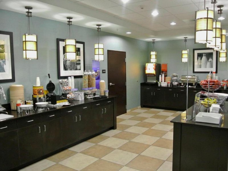 ハンプトン イン カリーゾ スプリングス (Hampton Inn Carrizo Springs)の写真