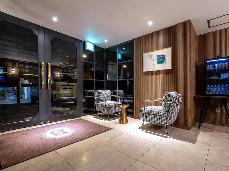 ブラウン・ドット ホテル (brown-dot hotel)の写真