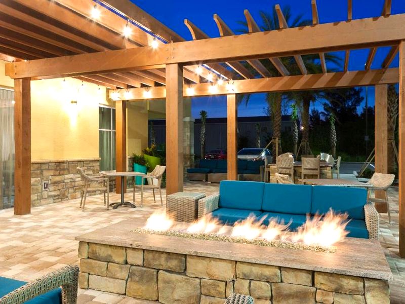 ホームウッド スイーツ バイ ヒルトン ケープ カナベラル ココア ビーチ (Homewood Suites by Hilton Cape Canaveral-Cocoa Beach)の写真