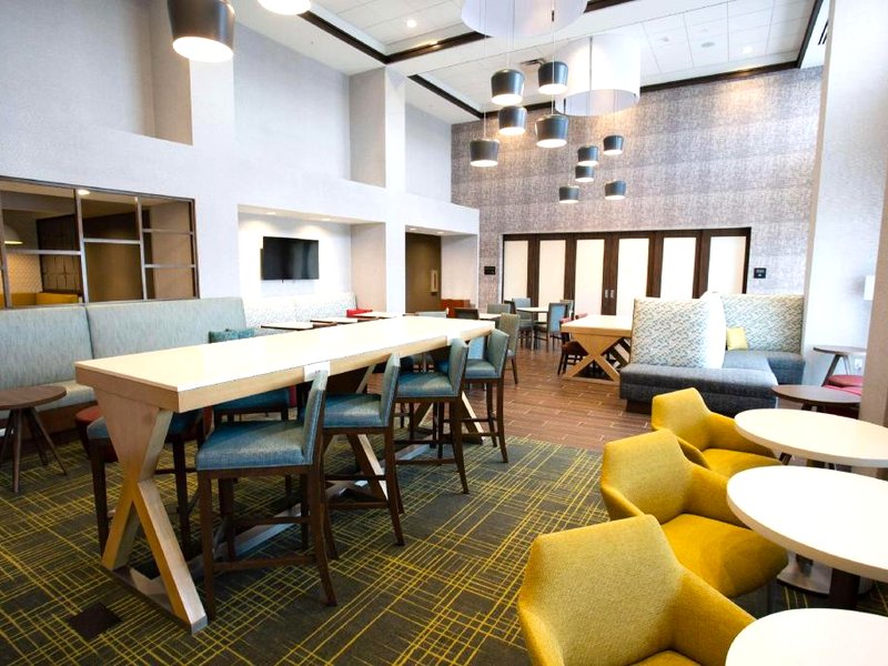 Hampton Inn and Suites by Hilton St. Clairsvilleの写真