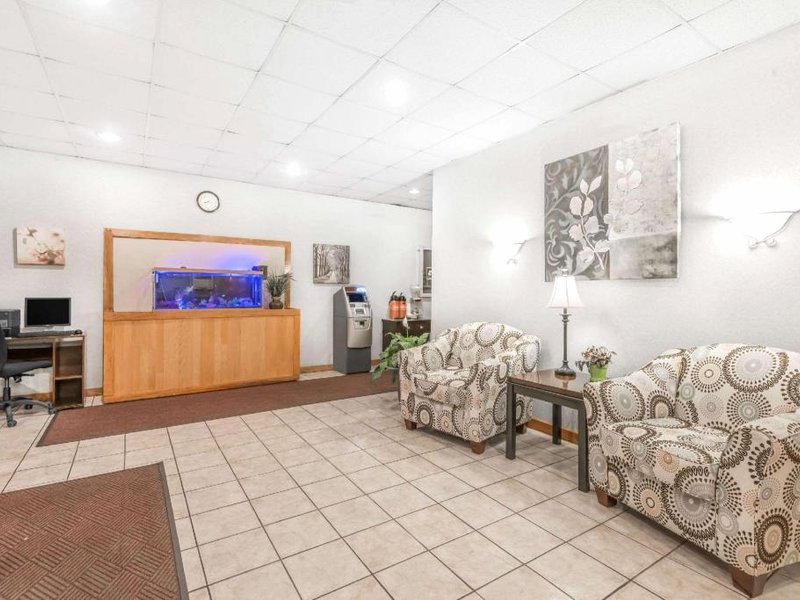 デイズ イン バイ ウィンダム セント クレアーズビル (Days Inn by Wyndham St Clairsville)の写真