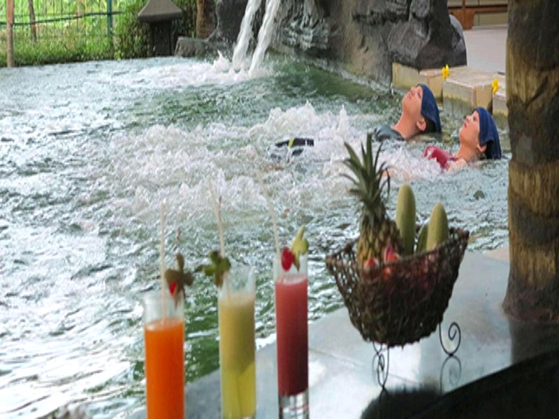 ガレージ サンカン フリップ リゾート & スパ (Grage Sangkan Hurip Resort & Spa)の写真
