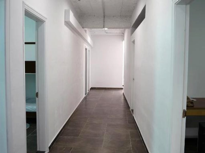 Backpacker Hostel Krujeの写真