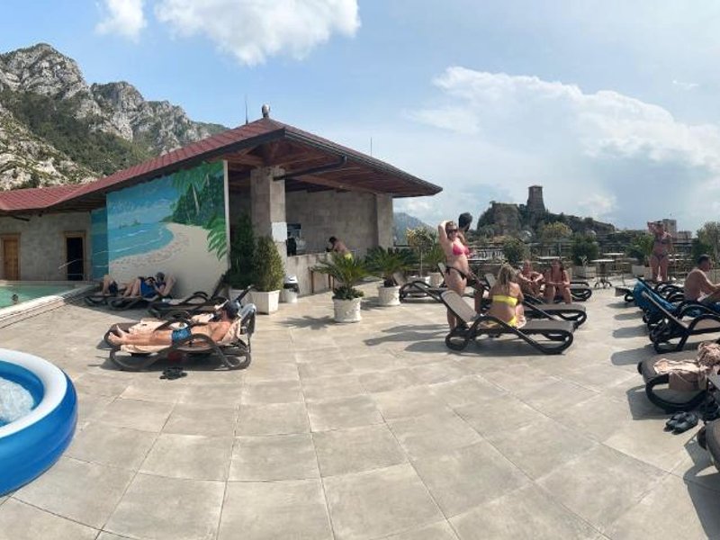 Hotel PANORAMA Kruje view on the castle and the old townの写真