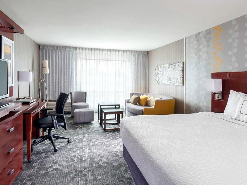Courtyard by Marriott Kalamazoo Portageの写真