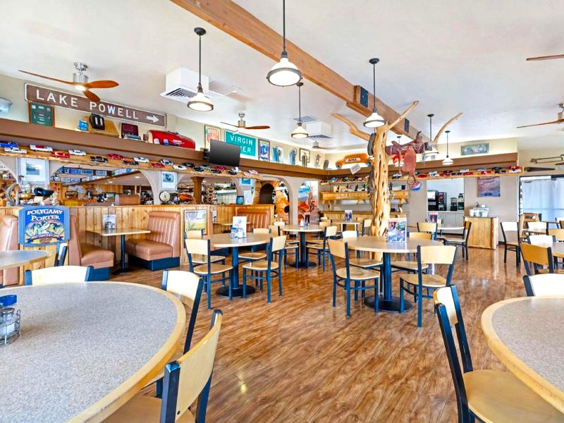 ベストウェスタン イースト ザイオン サンダーバード ロッジ (Best Western East Zion Thunderbird Lodge)の写真