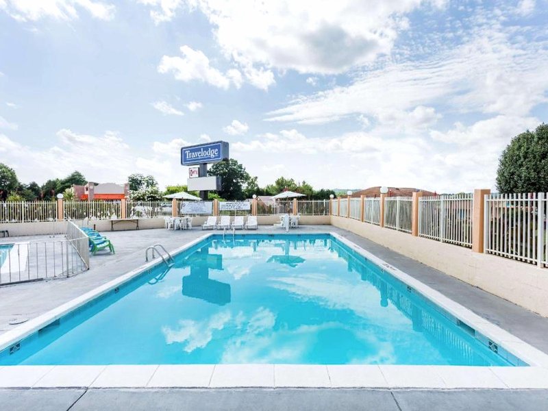トラベロッジ バイ ウィンダム リッジウェイ マーティンズビル エリア (Travelodge by Wyndham Ridgeway Martinsville Area)の写真