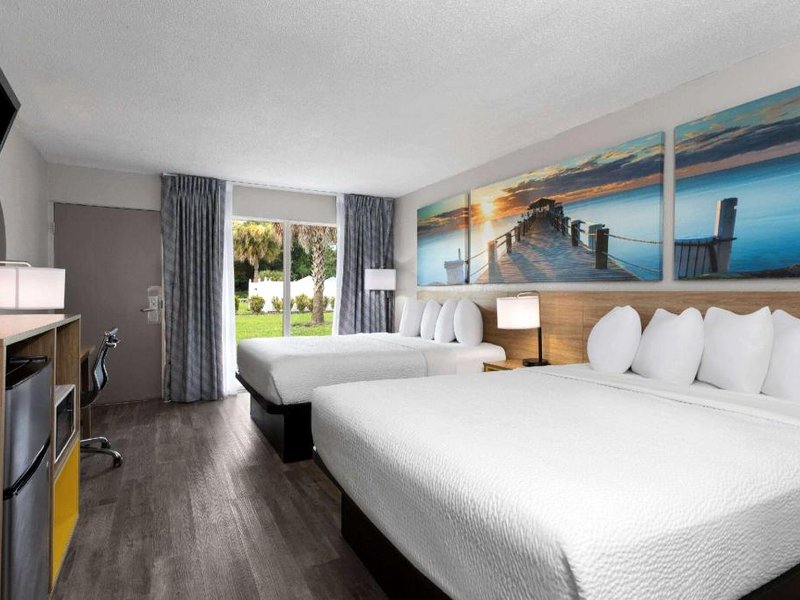 Days Inn by Wyndham Wildwood I-75の写真