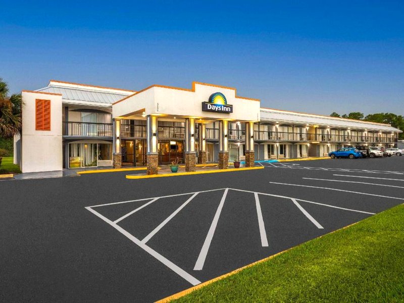 Days Inn by Wyndham Wildwood I-75の写真