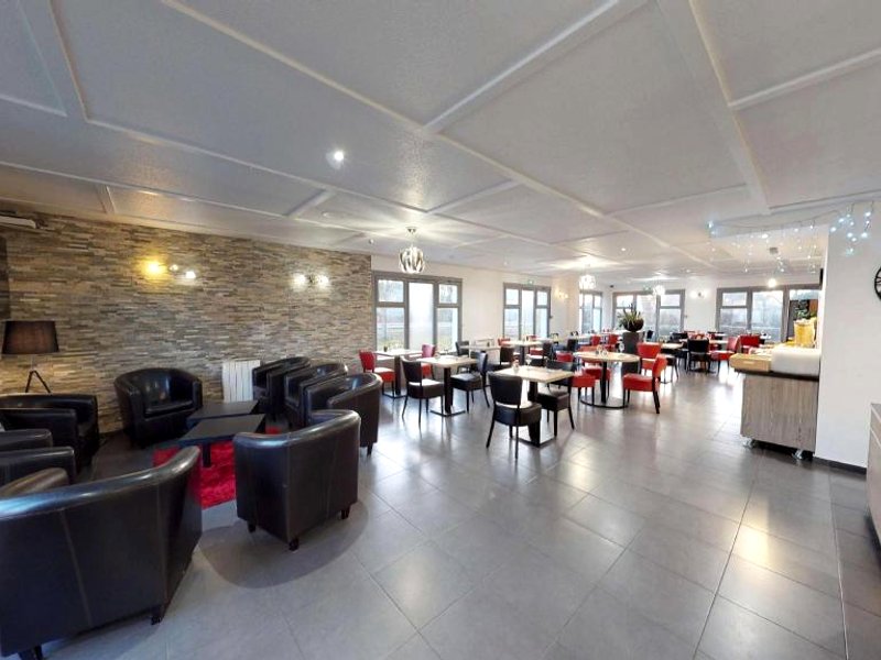 KYRIAD フォントネイ トレズィニィ ホテル (KYRIAD Fontenay Tresigny Hotel)の写真