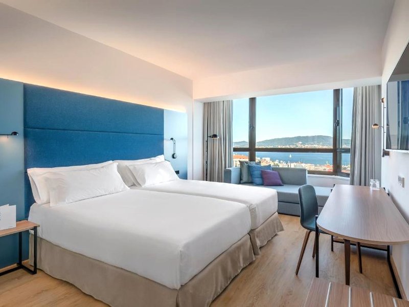 オキシデンタル ヴィーゴ (Occidental Vigo)の写真