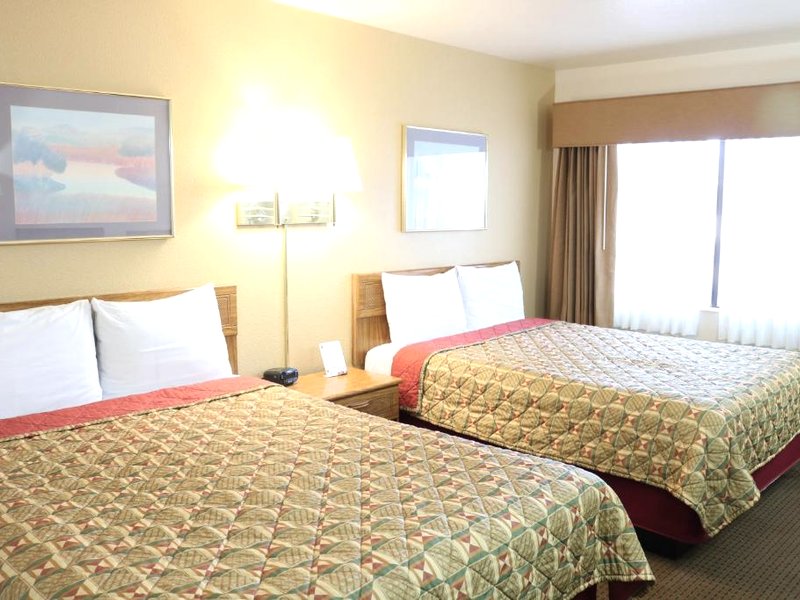 ハイランド カントリー イン フラッグスタッフ (Highland Country Inn Flagstaff)の写真