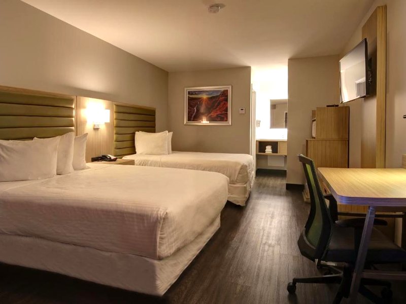 グリーンツリー イン フラッグスタッフ (GreenTree Inn Flagstaff)の写真