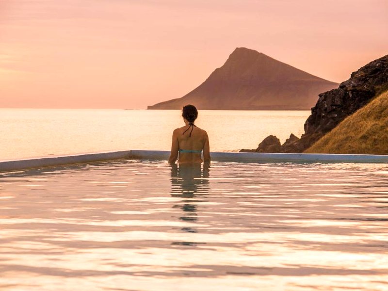 Hvammur 2 Bjarg with private hot tubの写真