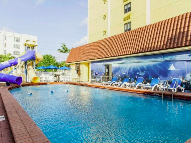 コンフォート イン オーシャンサイド ディアフィールド ビーチ (Comfort Inn Oceanside Deerfield Beach)の写真