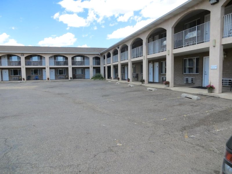フォー コーナーズ イン (Four Corners Inn)の写真