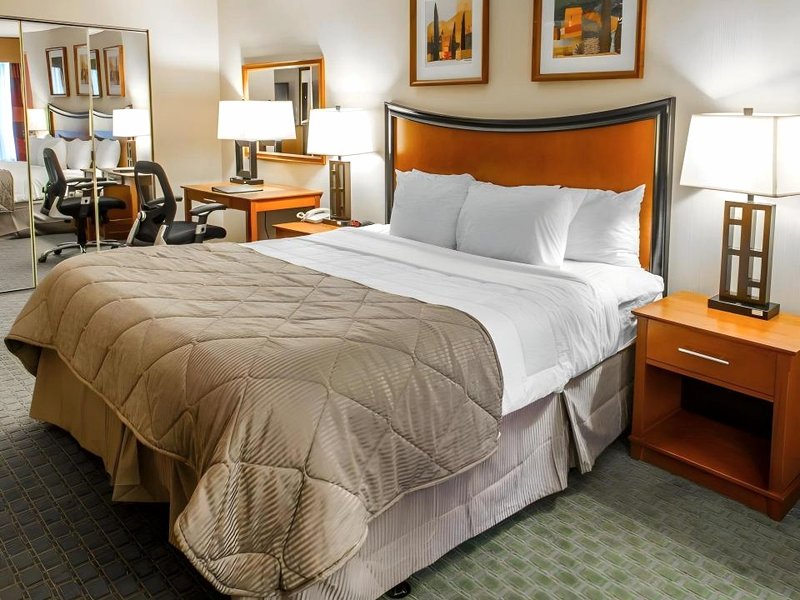 Quality Inn and Conference Center Greeley Downtownの写真