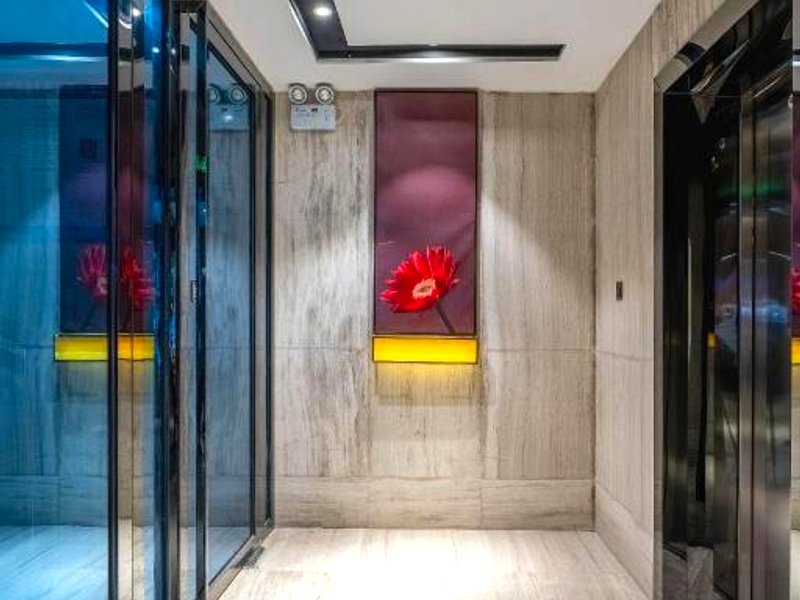 IU Hotel Jingmen Jingshan Municipal Governmentの写真