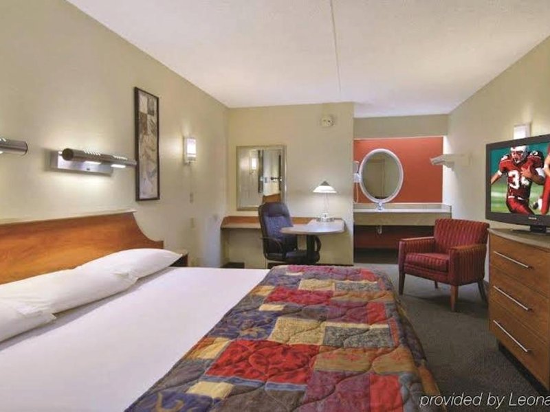 Red Roof Inn Loudonの写真
