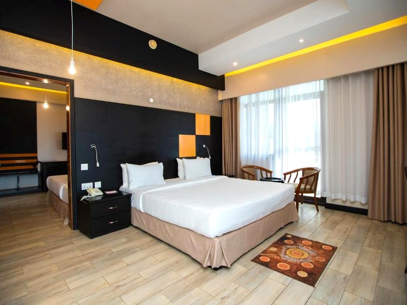 Gold Crest Hotelの写真