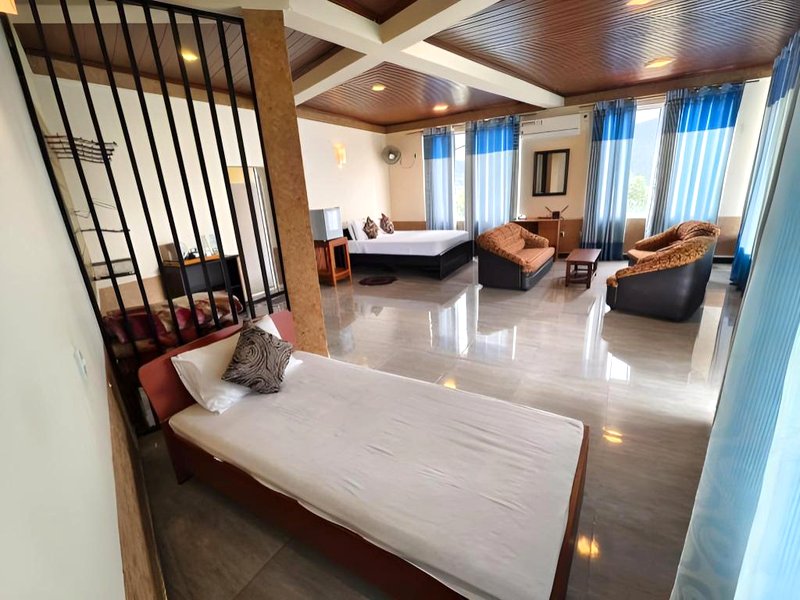 ラヴァナレンジ エラ (RAVANARANGE ELLA)の写真