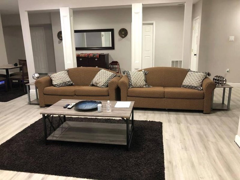 Spacious Unit with Mountain Viewの写真