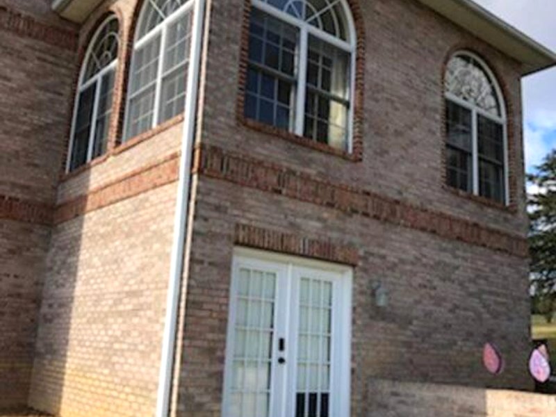 Spacious Unit with Mountain Viewの写真