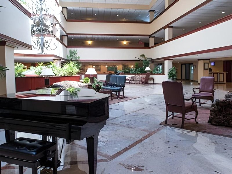 ウェストフォード リージェンシー イン & カンファレンス センター (Westford Regency Inn & Conference Center)の写真