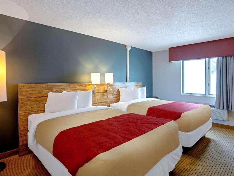 Quality Inn Frontier at U.S. Hwy 30の写真