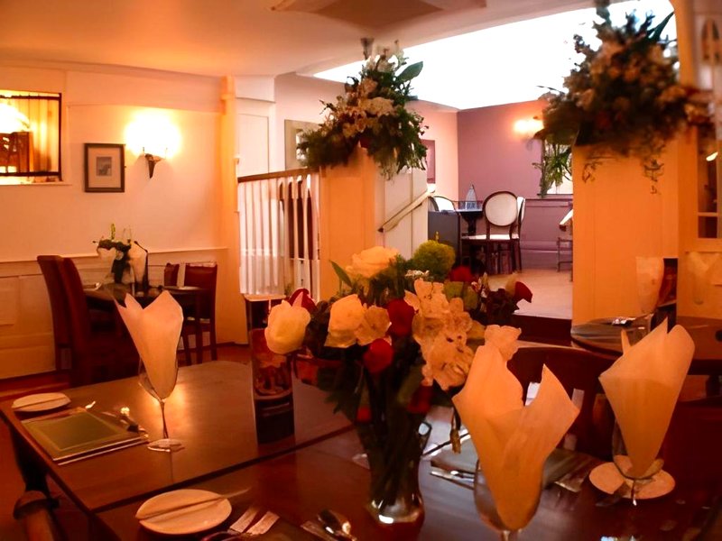 Castle and Ball by Greene King Innsの写真