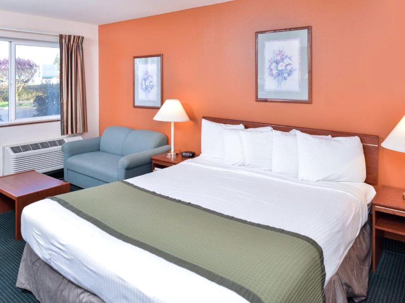 ニューバーグ トラベロッジ スイーツ (Travelodge Suites by Wyndham Newberg)の写真