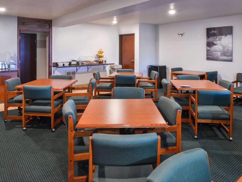 ニューバーグ トラベロッジ スイーツ (Travelodge Suites by Wyndham Newberg)の写真