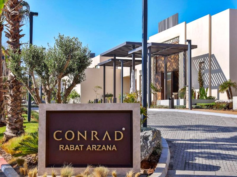 Conrad Rabat Arzanaの写真