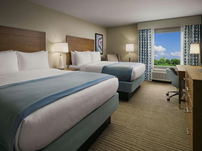 Best Western Plus Desotoの写真