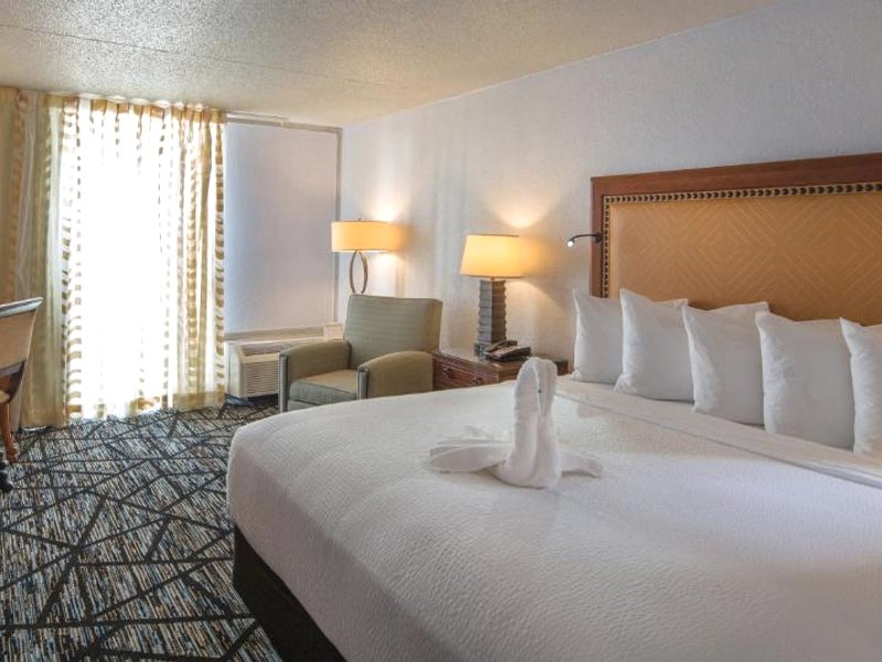 Historic Whispering Woods Hotel & Conference Centerの写真