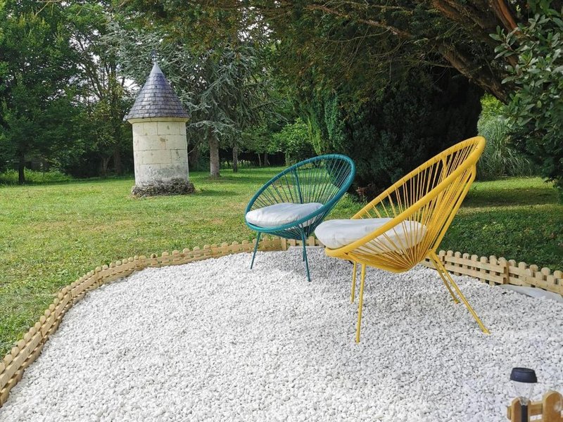 Gîte Mayet, 2 pièces, 4 personnes - FR-1-410-438 (Gite de charme avec terrasse, proche circuit 24H et zoo de la Fleche, ideal pour 4 pers. - FR-1-410-)の写真