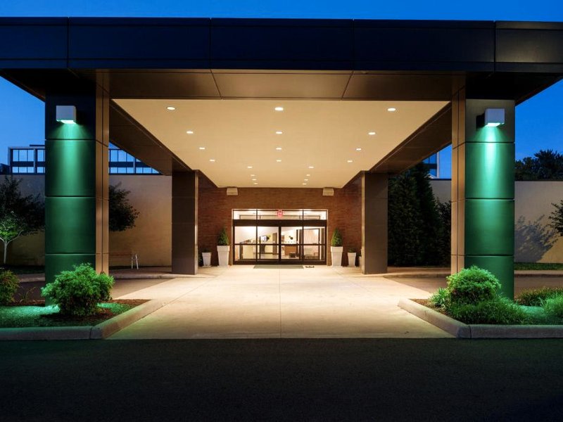 Holiday Inn and Suites Charleston West By IHGの写真