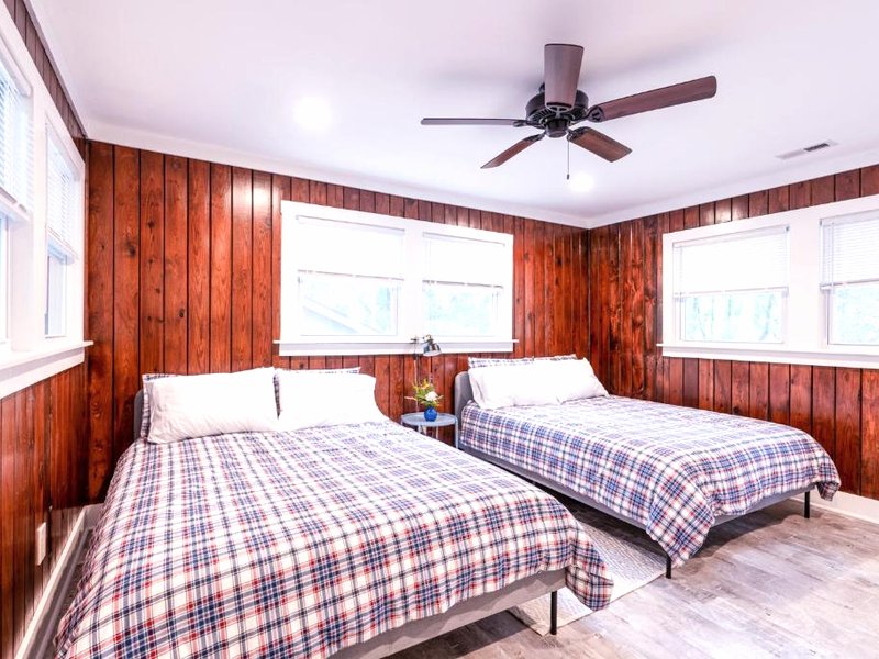 Foggy Bottom Cabinsの写真